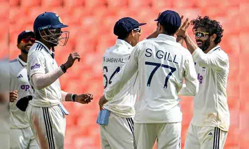 दूसरे टेस्ट मैच में भारत ने टॉस जीतकर ली बैटिंग, पहले विकेट के लिए 40 रन जोड़े