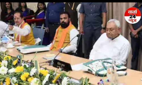 Bihar Election: सबसे अधिक सीटों पर चुनाव जेडीयू लड़ेगी, दूसरे नंबर पर सीटें बीजेपी को मिलेंगी, महागठबंधन में मंथन जारी Bihar Election: सबसे अधिक सीटों पर चुनाव जेडीयू लड़ेगी, दूसरे नंबर पर सीटें बीजेपी को मिलेंगी, महागठबंधन में मंथन जारी