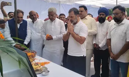 अगर आप दलित हो तो आपको दबाया जा सकता है... राहुल गांधी ने आईपीएस वाई पूरन कुमार को श्रद्धांजलि देने के दौरान यह बात कही अगर आप दलित हो तो आपको दबाया जा सकता है... राहुल गांधी ने आईपीएस वाई पूरन कुमार को श्रद्धांजलि देने के दौरान यह बात कही