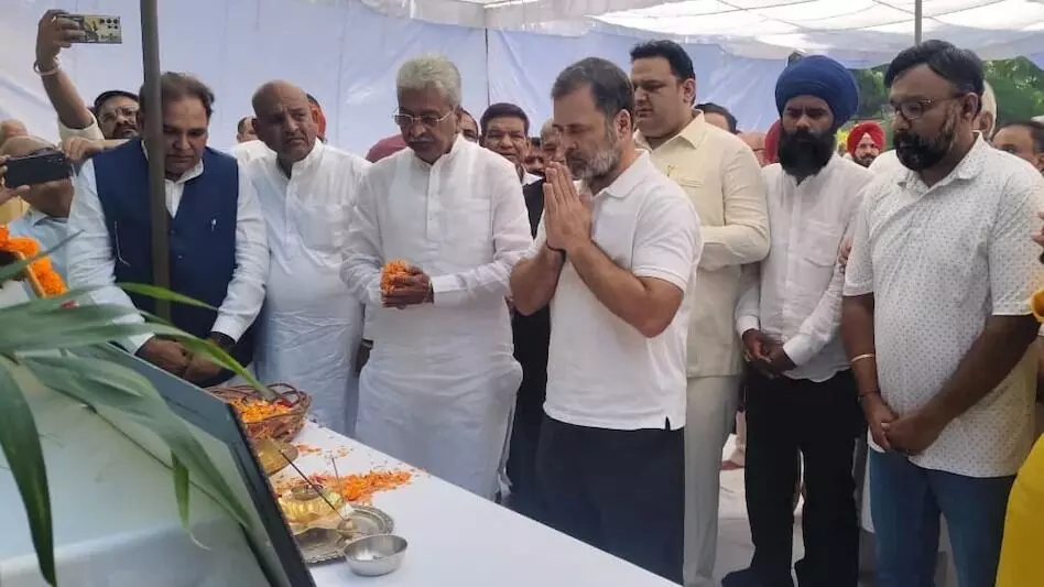 अगर आप दलित हो तो आपको दबाया जा सकता है... राहुल गांधी ने आईपीएस वाई पूरन कुमार को श्रद्धांजलि देने के दौरान यह बात कही अगर आप दलित हो तो आपको दबाया जा सकता है... राहुल गांधी ने आईपीएस वाई पूरन कुमार को श्रद्धांजलि देने के दौरान यह बात कही