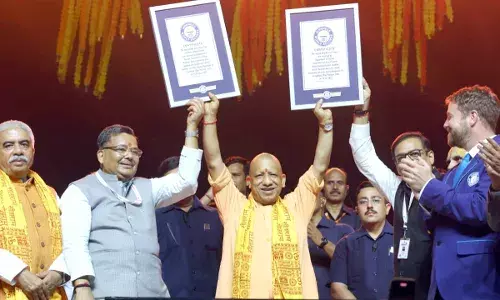 अयोध्या में 26 लाख दीपों से जगमगाया नौवां दीपोत्सव, सीएम योगी की मौजूदगी में बना नया विश्व रिकॉर्ड अयोध्या में 26 लाख दीपों से जगमगाया नौवां दीपोत्सव, सीएम योगी की मौजूदगी में बना नया विश्व रिकॉर्ड