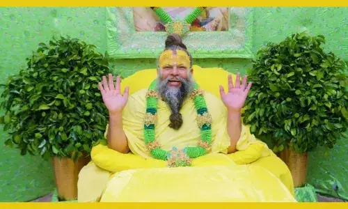 Husband को बता देना चाहिए अपना X प्यार... जानें इस पर Premanand Ji Maharaj की क्या है राय Husband को बता देना चाहिए अपना X प्यार... जानें इस पर Premanand Ji Maharaj की क्या है राय