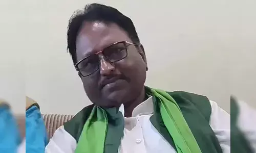 बिहार चुनाव से पहले ही राजद को लगा बड़ा झटका! इस स्टार प्रचारक ने दिया इस्तीफा, जानें पूरा मामला बिहार चुनाव से पहले ही राजद को लगा बड़ा झटका! इस स्टार प्रचारक ने दिया इस्तीफा, जानें पूरा मामला