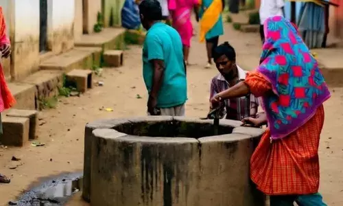 नशे में पिता की लापरवाही से छह साल की बेटी की मौत, डराने के लिए कुएं में लटकाया था नशे में पिता की लापरवाही से छह साल की बेटी की मौत, डराने के लिए कुएं में लटकाया था