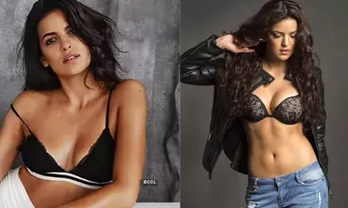 इस क्रिकेटर की एक्स वाइफ ने सोशल मीडिया पर ढाया कहर! दिए कातिलाना पोज, तस्वीरें देख फैंस ने बांधे तारीफों के पुल इस क्रिकेटर की एक्स वाइफ ने सोशल मीडिया पर ढाया कहर! दिए कातिलाना पोज, तस्वीरें देख फैंस ने बांधे तारीफों के पुल