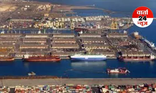 चाबहार पोर्ट पर भारत को मिली 6 महीने की रियायत! जानें इस बंदरगाह से व्यापार को कैसे मिलेगी मजबूती चाबहार पोर्ट पर भारत को मिली 6 महीने की रियायत! जानें इस बंदरगाह से व्यापार को कैसे मिलेगी मजबूती