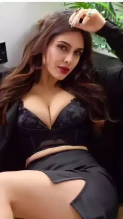 भोजपुरी एक्ट्रेस नेहा मलिक ने आज अपने जन्मदिन पर शेयर की हॉट तस्वीरें, कातिल अदा देख फैंस ने कहा बवाल! भोजपुरी एक्ट्रेस नेहा मलिक ने आज अपने जन्मदिन पर शेयर की हॉट तस्वीरें, कातिल अदा देख फैंस ने कहा बवाल!