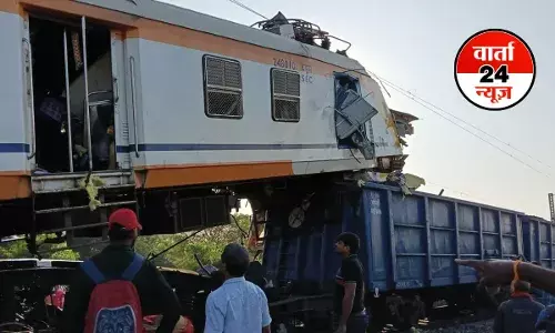 छत्तीसगढ़ के बिलासपुर में पैसेंजर ट्रेन और मालगाड़ी में भीषण टक्कर, 6 की मौत, कई घायल, देखें वीडियो