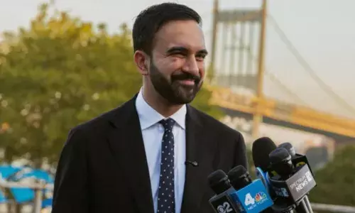 ट्रंप समर्थित प्रत्याशी को हरा कर भारतवंशी जोहरान ममदानी डेमोक्रेटिक पार्टी से न्यूयॉर्क के मेयर बने, जानें ममदानी का इंडिया कनेक्शन