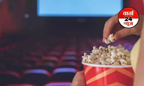 सिनेमाघरों में पॉपकॉर्न और ड्रिंक्स के मद में ऐंठी जा रही रकम पर सुप्रीम कोर्ट सख्त! कहा ऐसे में खाली रह जाएंगे थिएटर, जानें मामला