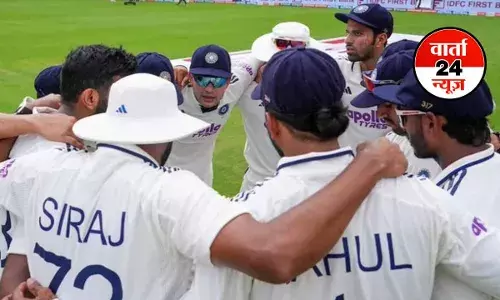 BCCI ने साउथ अफ्रीका के खिलाफ टेस्ट सीरीज के लिए टीम का किया ऐलान, ऋषभ पंत को मिली बड़ी जिम्मेदारी, तेज गेंदबाज प्रसिद्ध कृष्णा हुए आउट BCCI ने साउथ अफ्रीका के खिलाफ टेस्ट सीरीज के लिए टीम का किया ऐलान, ऋषभ पंत को मिली बड़ी जिम्मेदारी, तेज गेंदबाज प्रसिद्ध कृष्णा हुए आउट