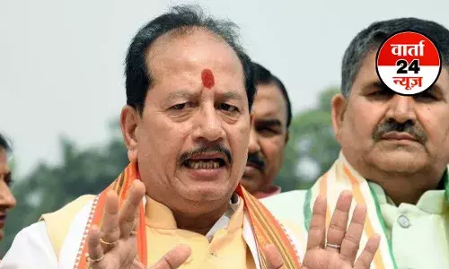 DUPTY CM और SP आमने -सामने! विजय सिन्हा ने कहा, मेरे क्षेत्र में हो रही धांधली, एसपी बोले निष्पक्ष हो रहा चुनाव DUPTY CM और SP आमने -सामने! विजय सिन्हा ने कहा, मेरे क्षेत्र में हो रही धांधली, एसपी बोले निष्पक्ष हो रहा चुनाव