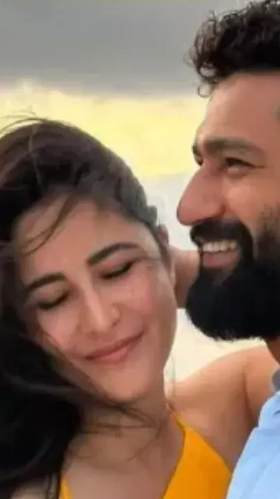 कटरीना कैफ और विक्की कौशल के घर गूंजी किलकारी, अभिनेत्री ने बेटे को दिया जन्म