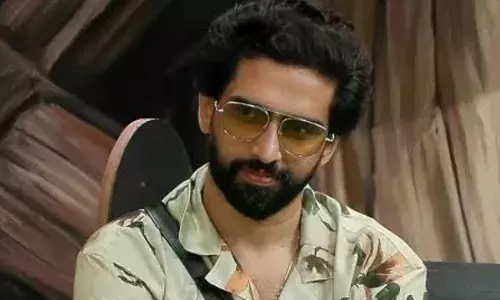 अमाल मलिक के पिता बोले – सलमान खान पक्षपात नहीं करते, बिग बॉस 19 में सबको बराबर मौका अमाल मलिक के पिता बोले – सलमान खान पक्षपात नहीं करते, बिग बॉस 19 में सबको बराबर मौका