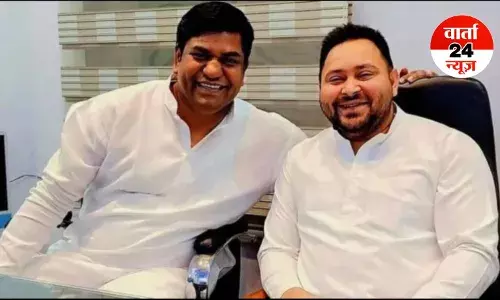 BIHAR ELECTION: तेजस्वी और मुकेश साहनी ने रैलियों के मामले में छोड़ा सबको पीछे, जानें इनके बाद किनका रहा नंबर