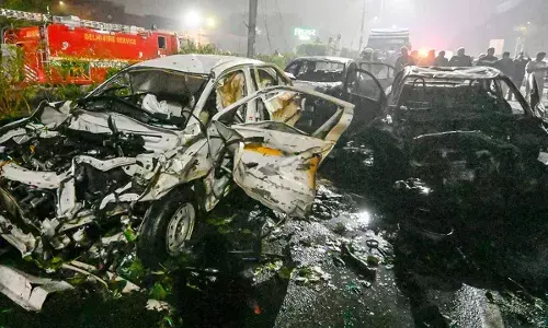 दिल्ली धमाके में हरियाणा नंबर की i20 कार का इस्तेमाल, सलमान के नाम पर थी रजिस्टर्ड दिल्ली धमाके में हरियाणा नंबर की i20 कार का इस्तेमाल, सलमान के नाम पर थी रजिस्टर्ड