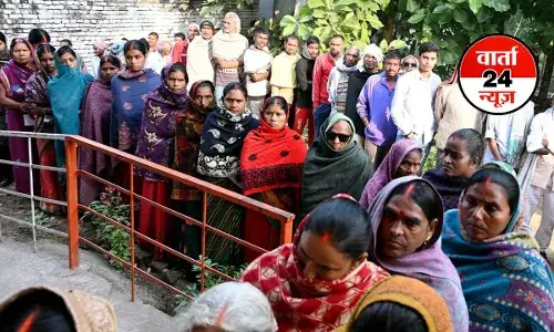 BIHAR ELECTION: दूसरे चरण में सुबह 11 बजे तक 31.38 फीसदी हुआ मतदान, सबसे अधिक गया में, सबसे कम नवादा में हुआ मतदान BIHAR ELECTION: दूसरे चरण में सुबह 11 बजे तक 31.38 फीसदी हुआ मतदान, सबसे अधिक गया में, सबसे कम नवादा में हुआ मतदान