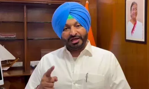 दिल्ली ब्लास्ट में पाकिस्तान का हाथ, बाढ़ में टूटी फेंसिंग से भेजे गए हथियार: केंद्रीय मंत्री रवनीत बिट्टू दिल्ली ब्लास्ट में पाकिस्तान का हाथ, बाढ़ में टूटी फेंसिंग से भेजे गए हथियार: केंद्रीय मंत्री रवनीत बिट्टू