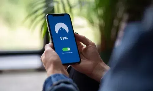 अगर आप भी मुफ्त का VPN एप और एक्सटेंशन करते हैं यूज तो हो जाएं सावधान, गूगल ने जारी की चेतावनी