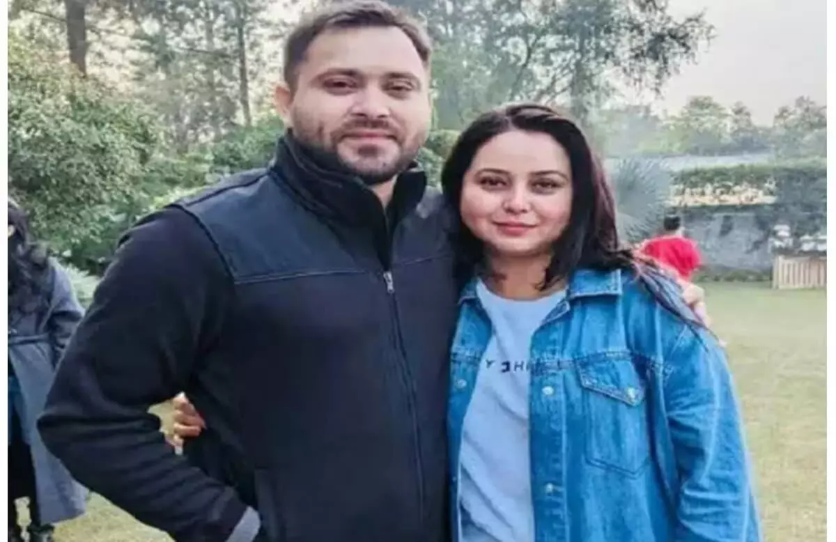 बेचारा तेजस्वी! चुनाव में जनता ने नहीं दिया साथ, अब बहन रोहिणी ने भी तोड़ लिया नाता, जानें परिवार में फूट की वजह बेचारा तेजस्वी! चुनाव में जनता ने नहीं दिया साथ, अब बहन रोहिणी ने भी तोड़ लिया नाता, जानें परिवार में फूट की वजह