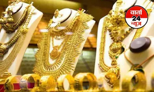 शादी सीजन में सोना-चांदी की कीमत में आई भारी गिरावट! जानें देश के बड़े शहरों का रेट शादी सीजन में सोना-चांदी की कीमत में आई भारी गिरावट! जानें देश के बड़े शहरों का रेट