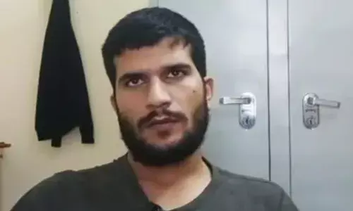 दिल्ली ब्लास्ट से पहले घर गया था आतंकी उमर, भाई को कहा— मेरी कोई खबर आए तो फोन पानी में फेंक देना