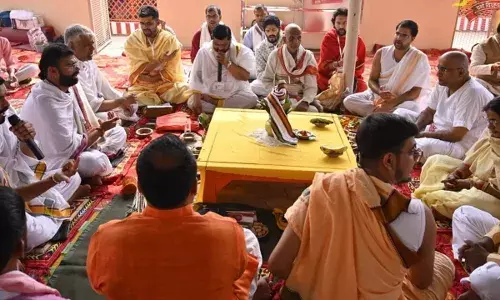 राम मंदिर में ध्वजारोहण से पहले शुरू हुआ पांच दिवसीय अनुष्ठान, यज्ञ में होंगी 10 लाख आहूतियां