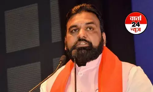 बिहार में सम्राट चौधरी के गृह मंत्री बनते ही अपराधियों पर नकेल कसना शुरू! कुख्यात अपराधी हुआ एनकाउंटर, ‘यूपी मॉडल’ की चर्चा तेज बिहार में सम्राट चौधरी के गृह मंत्री बनते ही अपराधियों पर नकेल कसना शुरू! कुख्यात अपराधी हुआ एनकाउंटर, ‘यूपी मॉडल’ की चर्चा तेज