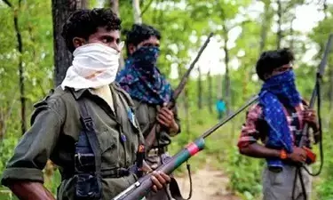 हिडमा के मारे जाने के बाद तीन राज्यों के नक्सलियों ने आत्मसमर्पण की जताई इच्छा, इन मुख्यमंत्रियों को पत्र लिखकर यह बातें कही हिडमा के मारे जाने के बाद तीन राज्यों के नक्सलियों ने आत्मसमर्पण की जताई इच्छा, इन मुख्यमंत्रियों को पत्र लिखकर यह बातें कही