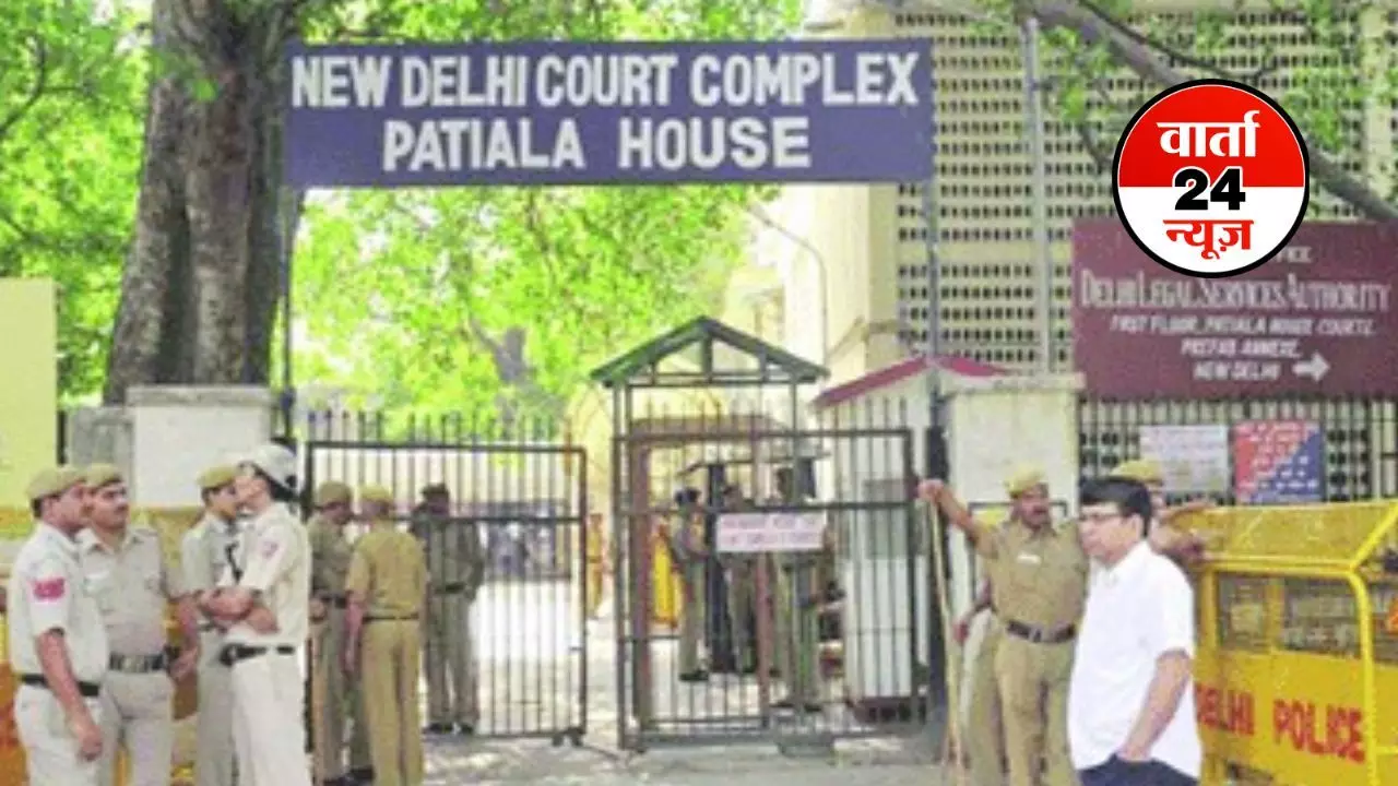 इंडिया गेट प्रोटेस्ट मामले में पुलिस ने 2 थानों में दर्ज की FIR, 23 गिरफ्तार! पटियाला हाउस कोर्ट की बढ़ाई गई सुरक्षा