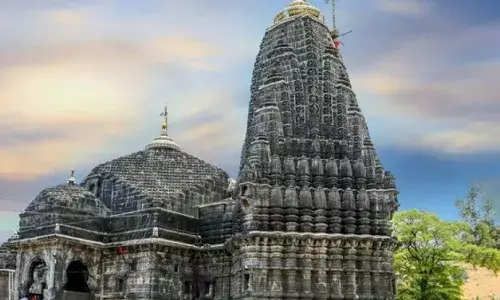 कालसर्प दोष निवारण पूजा के लिए प्रसिद्ध है त्र्यंबकेश्वर: शांति और समृद्धि के लिए होता है यह विशेष अनुष्ठान