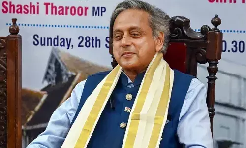 निष्पक्ष रहकर भी कुछ कहूं तो… शशि थरूर ने कांग्रेसियों पर ही साधा निशाना, दी सहयोग की सीख