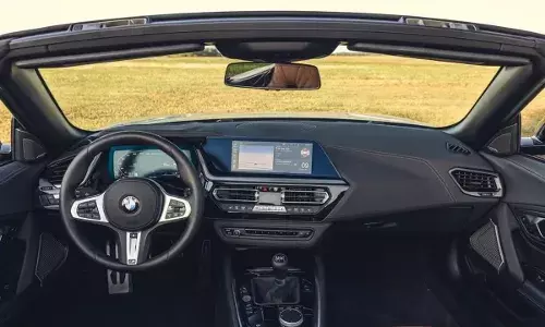 भारत में BMW Z4 का सफर खत्म! कंपनी ने प्रोडक्शन बंद करने का फैसला लिया, फाइनल एडिशन हुआ लॉन्च भारत में BMW Z4 का सफर खत्म! कंपनी ने प्रोडक्शन बंद करने का फैसला लिया, फाइनल एडिशन हुआ लॉन्च