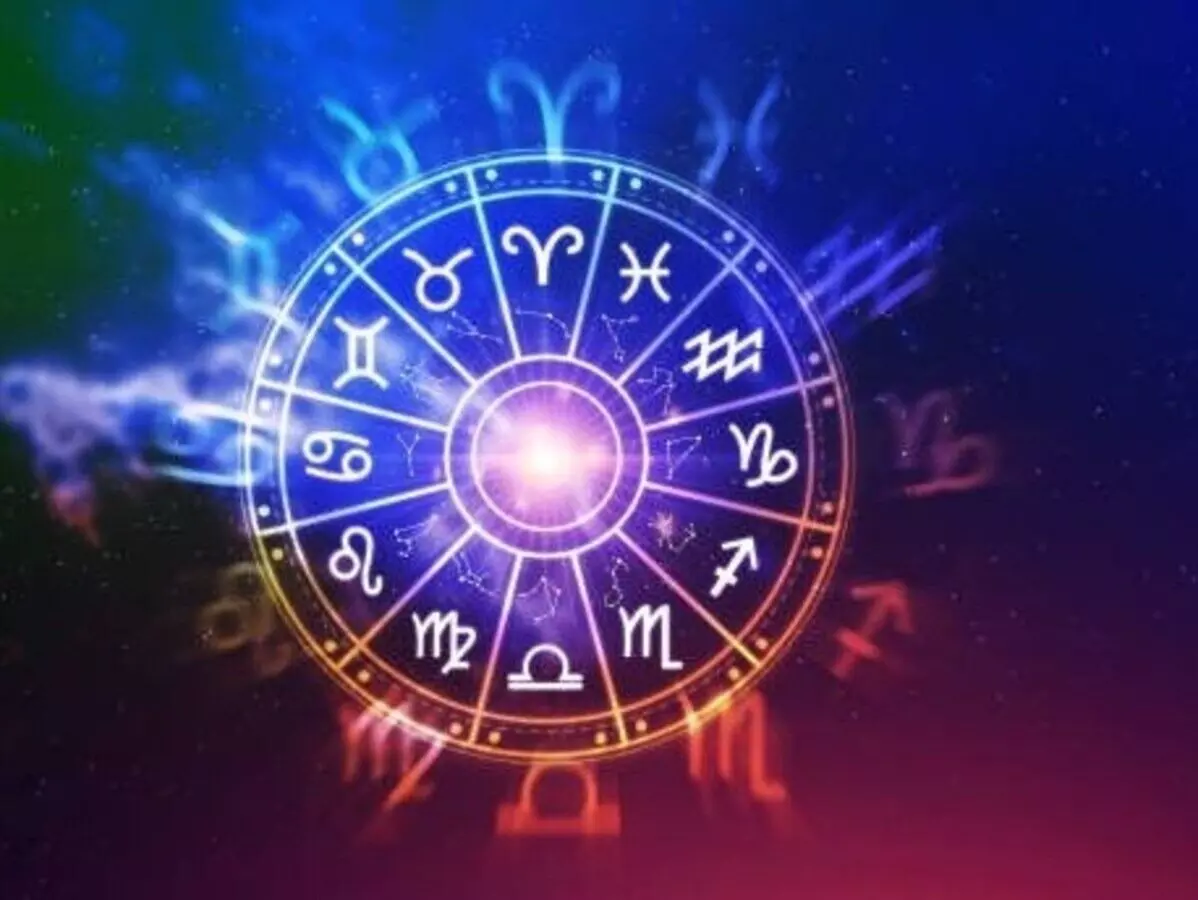 आज का राशिफल: मेष से मीन तक, जानें किन्हें मिलेगा व्यापार में सफलता आज का राशिफल: मेष से मीन तक, जानें किन्हें मिलेगा व्यापार में सफलता