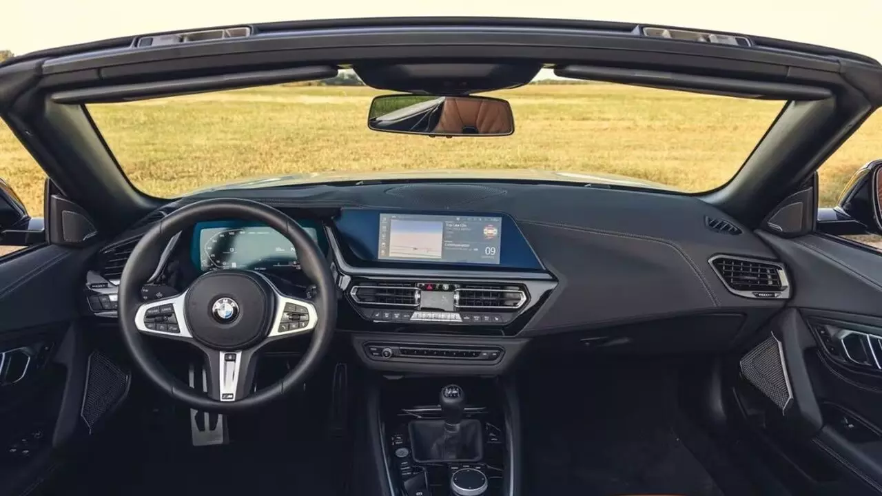 भारत में BMW Z4 का सफर खत्म! कंपनी ने प्रोडक्शन बंद करने का फैसला लिया, फाइनल एडिशन हुआ लॉन्च भारत में BMW Z4 का सफर खत्म! कंपनी ने प्रोडक्शन बंद करने का फैसला लिया, फाइनल एडिशन हुआ लॉन्च