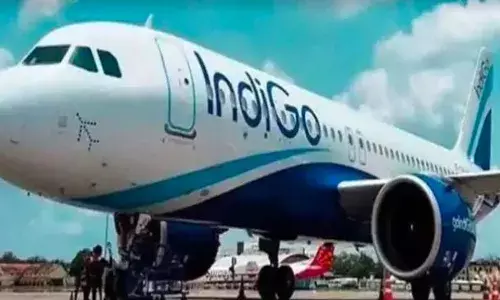 कुवैत से हैदराबाद आ रही फ्लाइट को बम से उड़ाने की धमकी मिली, मुंबई एयरपोर्ट पर इमरजेंसी लैंडिंग हुई