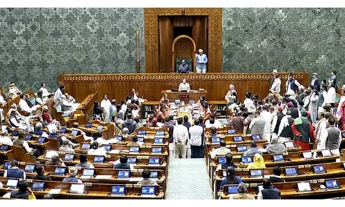 लोकसभा स्थगित,  रिजिजू का बड़ा बयान, बोले- सरकार SIR पर चर्चा के लिए तैयार