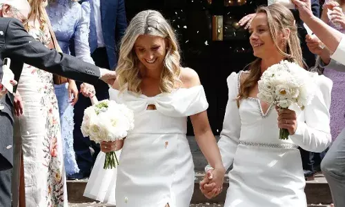 इन महिला खिलाड़ियों ने रचाई लड़कियों से ही शादी, जानें क्या है नाम, लिस्ट में एक नई जोड़ी हुई शामिल