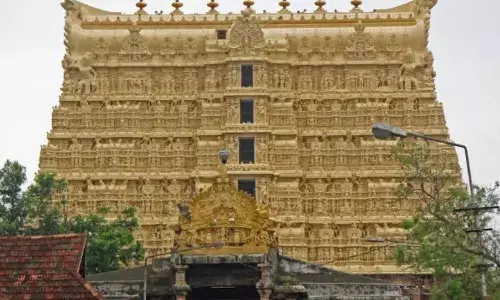 शक्तिशाली नागपाशम मंत्र से बंद किया गया है इस मंदिर का सातवां दरवाजा, खुलते ही मच जाएगा प्रलय! जानें क्या है नाम और इतिहास शक्तिशाली नागपाशम मंत्र से बंद किया गया है इस मंदिर का सातवां दरवाजा, खुलते ही मच जाएगा प्रलय! जानें क्या है नाम और इतिहास