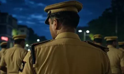 6 दिसंबर को लेकर अयोध्या में हाई अलर्ट, ड्रोन निगरानी और चप्पे-चप्पे पर पुलिस तैनात