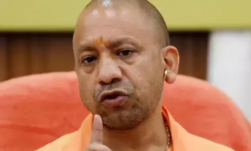 कफ सिरप कांड में सरकार की बड़ी कार्रवाई, 128 फर्मों पर FIR दर्ज; CM योगी के निर्देश पर नशे के कारोबारियों में हड़कंप