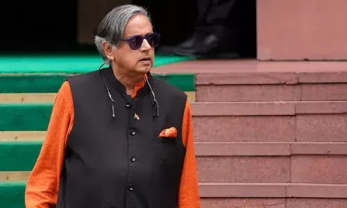 कांग्रेस छोड़ने के सवाल पर शशि थरूर का जवाब—मैंने सांसद बनने के लिए मेहनत की है, पार्टी नहीं छोड़ रहा