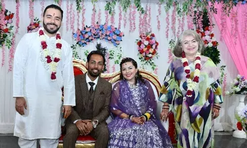 विदेशी बहू संग घर आया यूपी का युवक, मैक्सिको की एस्मेरल्डा से मैनपुरी में हिंदू रीति-रिवाज से हुई शादी