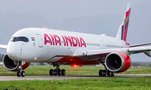 AIR INDIA: इंडिगो संकट के दौरान एअर इंडिया ने दी यात्रियों को राहत, जानें टिकट और किराये पर छूट के बारे में AIR INDIA: इंडिगो संकट के दौरान एअर इंडिया ने दी यात्रियों को राहत, जानें टिकट और किराये पर छूट के बारे में
