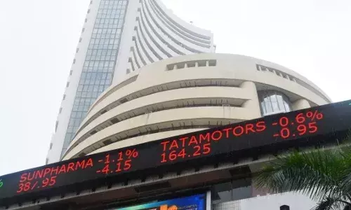 शेयर बाजार की धीमी शुरुआत, सेंसेक्स 82 अंक टूटा, निफ्टी 26,172 के नीचे