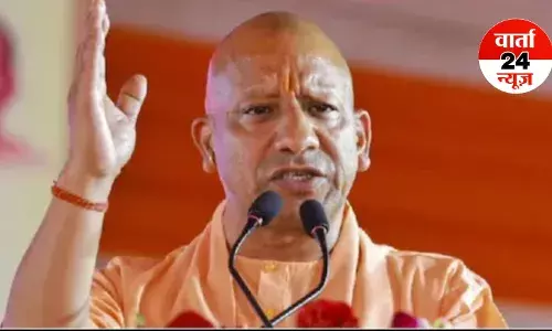 घुसपैठियों के लिए लाल कालीन नहीं बिछाई जा सकती है...यूपी में सीएम योगी का एक्शन! कहा-सफाई जरूरी
