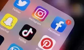 ऑस्ट्रेलिया में 16 साल से कम उम्र के बच्चे के लिए सोशल मीडिया एप्स पर बैन, जानें नियम तोड़ने पर कितना लगेगा जुर्माना ऑस्ट्रेलिया में 16 साल से कम उम्र के बच्चे के लिए सोशल मीडिया एप्स पर बैन, जानें नियम तोड़ने पर कितना लगेगा जुर्माना