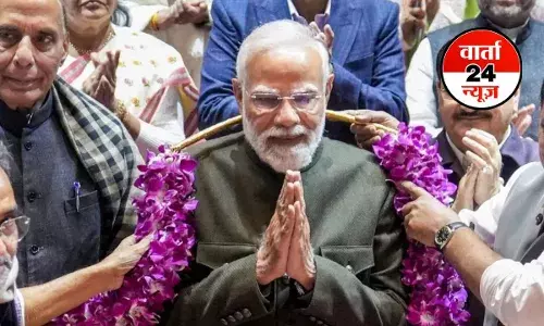 एनडीए संसदीय दल की बैठक में बोले मोदी- बिहार से होकर ही गंगा बंगाल जाती है, बिहार जीते हैं अब बंगाल भी जीतेंगे... एनडीए संसदीय दल की बैठक में बोले मोदी- बिहार से होकर ही गंगा बंगाल जाती है, बिहार जीते हैं अब बंगाल भी जीतेंगे...