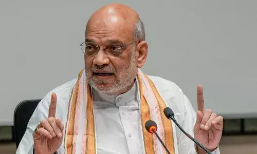 लोकसभा में SIR पर अमित शाह के भाषण के दौरान विपक्ष ने किया वॉकआउट, शाह ने कहा सुनने की हिम्मत नहीं... लोकसभा में SIR पर अमित शाह के भाषण के दौरान विपक्ष ने किया वॉकआउट, शाह ने कहा सुनने की हिम्मत नहीं...