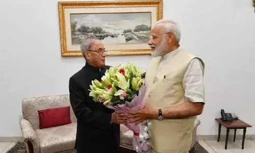 पूर्व राष्ट्रपति प्रणब मुखर्जी की जयंती पर पीएम मोदी की श्रद्धांजलि पूर्व राष्ट्रपति प्रणब मुखर्जी की जयंती पर पीएम मोदी की श्रद्धांजलि